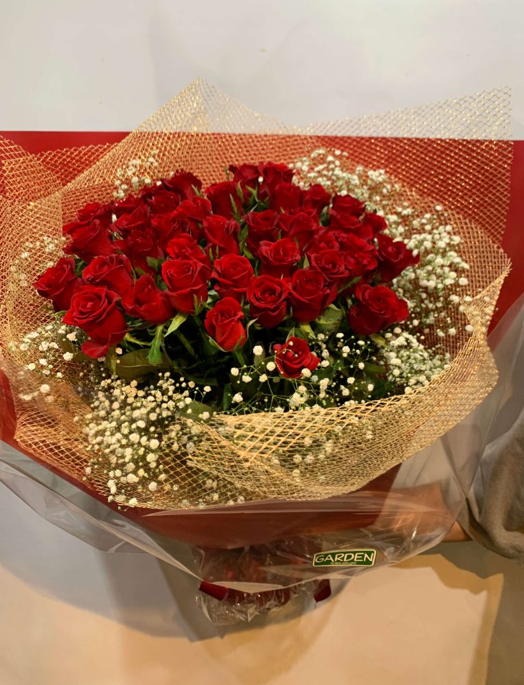 バラ40本とかすみ草のBouquet
