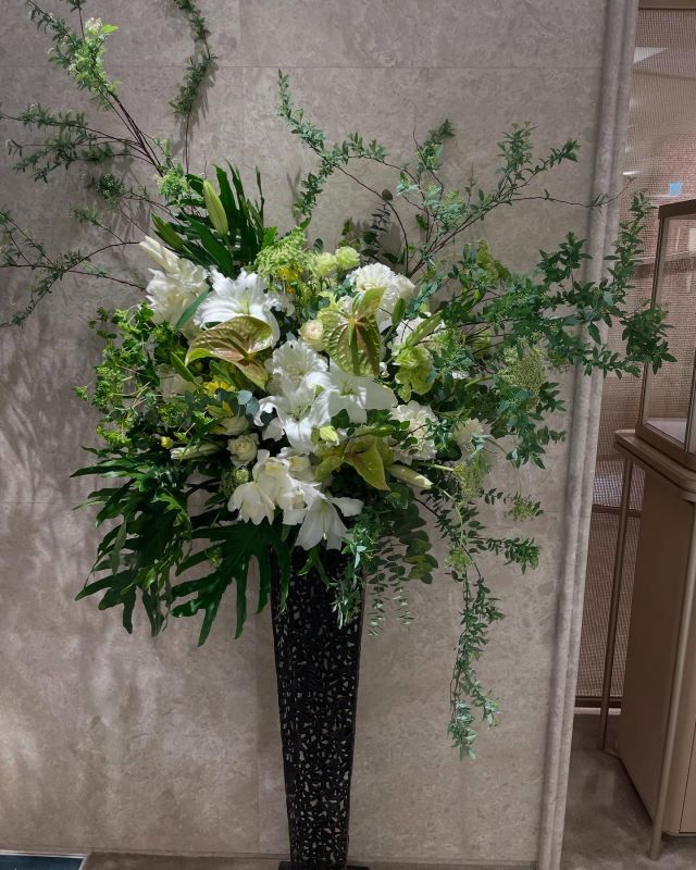 garden_shinbashi 胡蝶蘭はじめ、様々なアイテムをご用意してお客様をお待ちしております。
#有限会社ガーデン 
#胡蝶蘭ガーデン新橋
#胡蝶蘭
#こちょうらん
#コチョウラン
#胡蝶蘭ギフト
#胡蝶蘭東京
#花屋
#東京花屋
#港区花屋
#新橋花屋
#花屋さん
#フラワー
#フラワーアレンジメント
#フラワースタンド
#フラワーデザイン
#flowers
#flowerarrangement 
#flowermagic
#floraldesign
#flowerslovers
#flowerpower
#florist
#flowerstagram
#花のある暮らし
#花が好きな繋がりたい