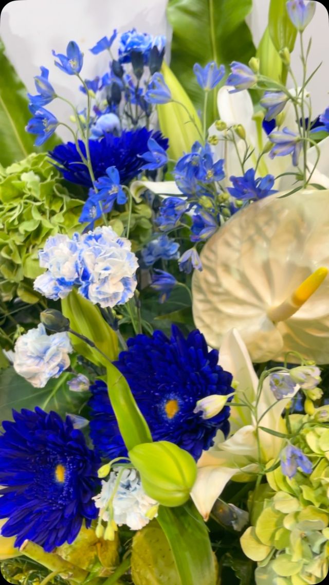 胡蝶蘭はじめ、様々なアイテムをご用意してお客様をお待ちしております。 #flowers#flowerarrangement#flowermagic
#floraldesign#flowerslovers#flowerpower
#florist#flowerstagram