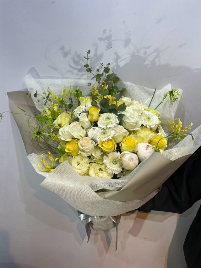 #bouquet 
#flowerbouquet 
#gift 
#お祝い花