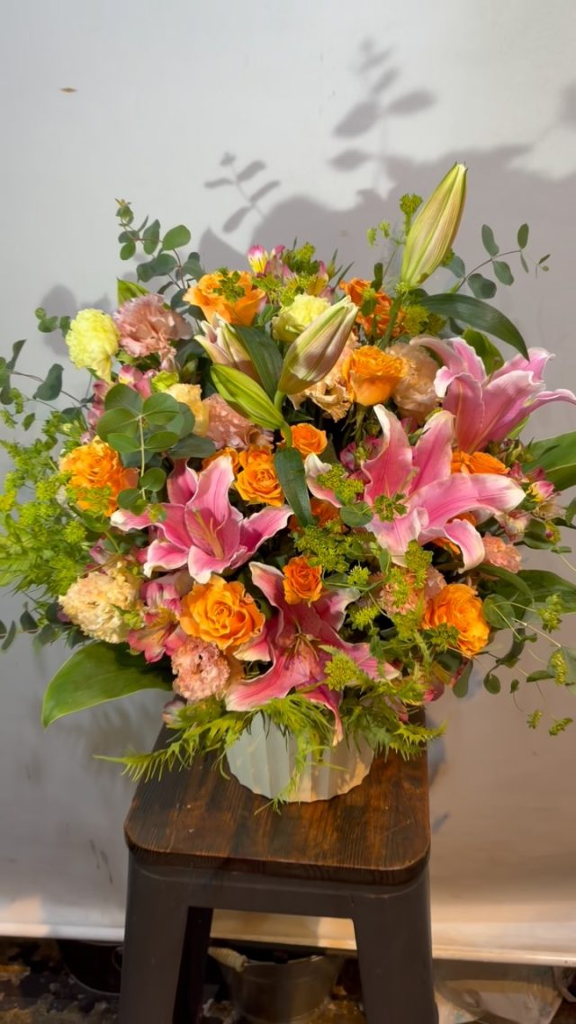 #arrangement 
#flowerarrangement 
#gift 
#お祝い花 
#花屋