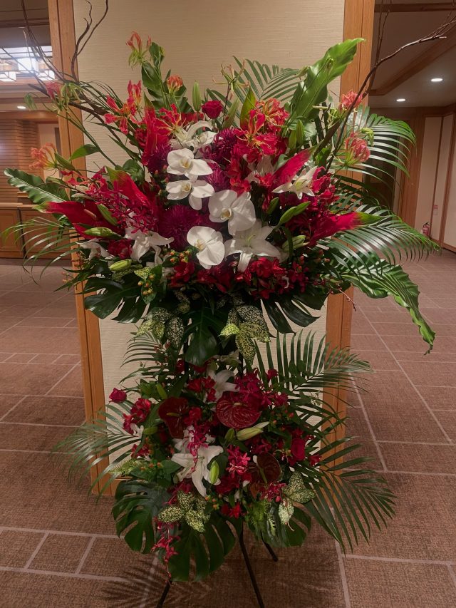 #arrangement 
#flowerarrangement 
#gift 
#お祝い花 
#花屋