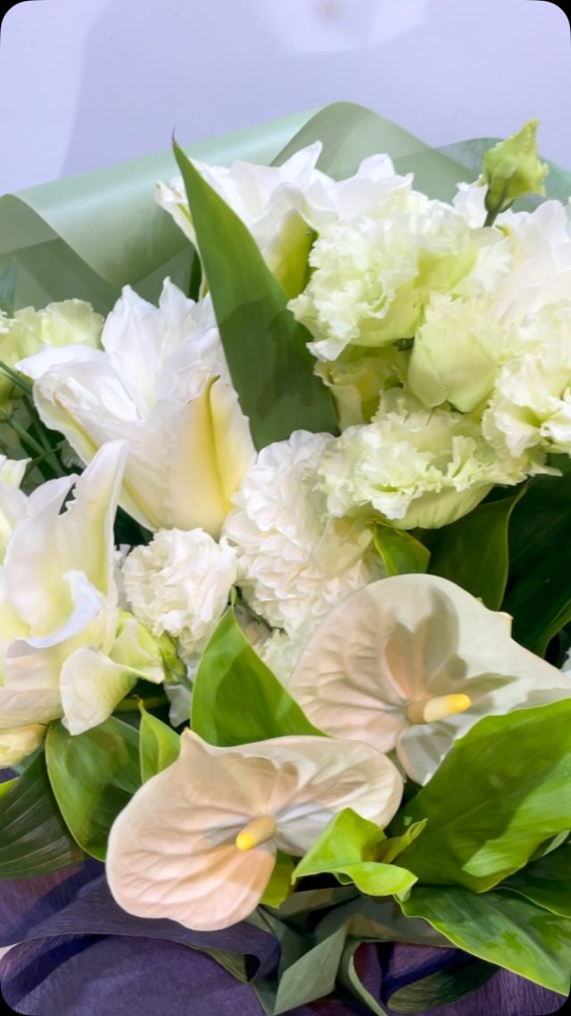 #arrangement 
#flowerarrangement 
#gift 
#送別
#花屋