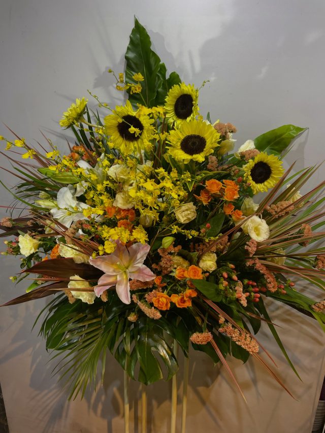 #arrangement 
#flowerarrangement 
#gift 
#送別
#花屋