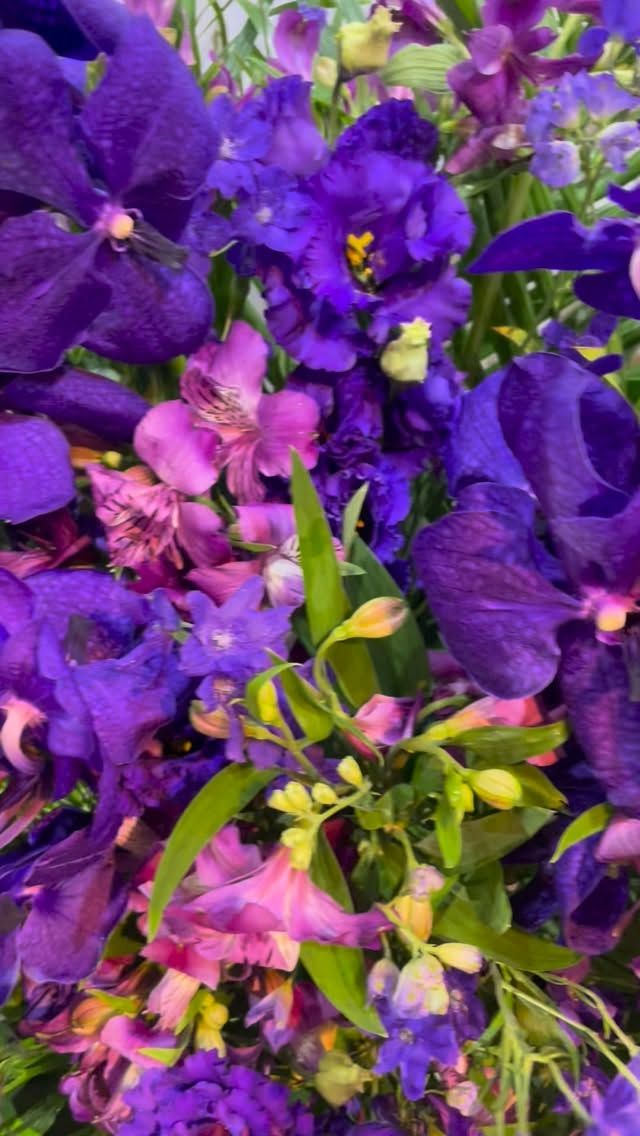 #arrangement 
#flowerarrangement 
#gift 
#送別
#花屋
